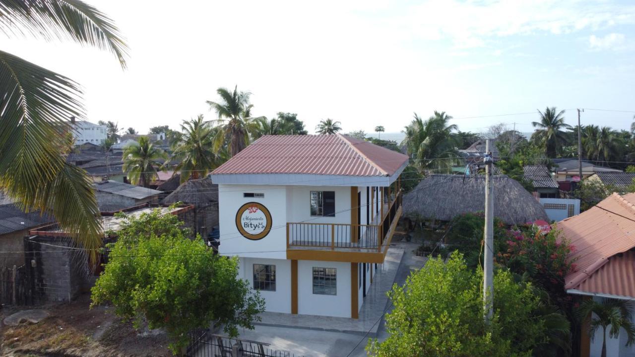 Alojamiento Bityn Paso Nuevo ภายนอก รูปภาพ